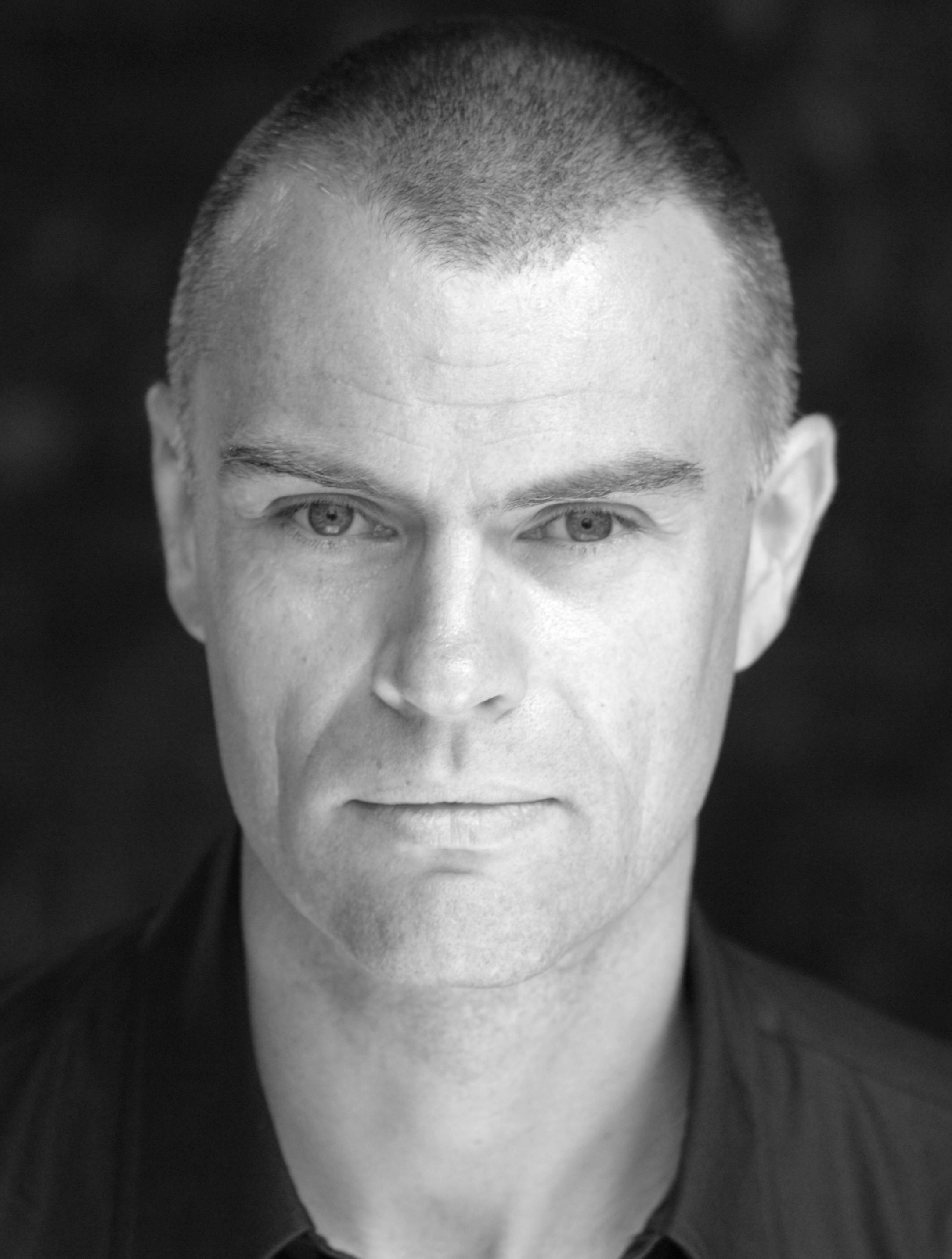 Julian Lewis Jones image