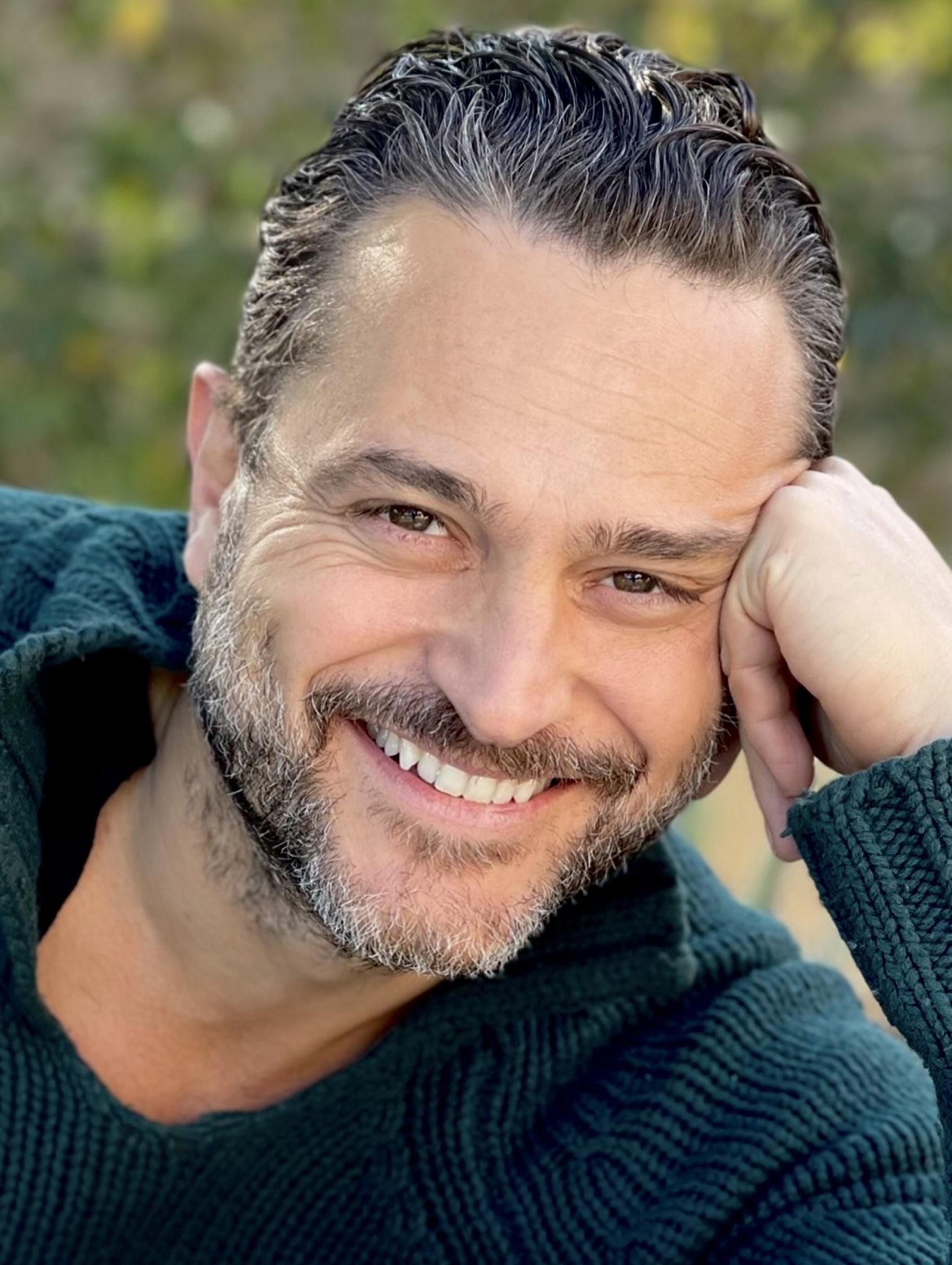 Yorgos Karamihos image