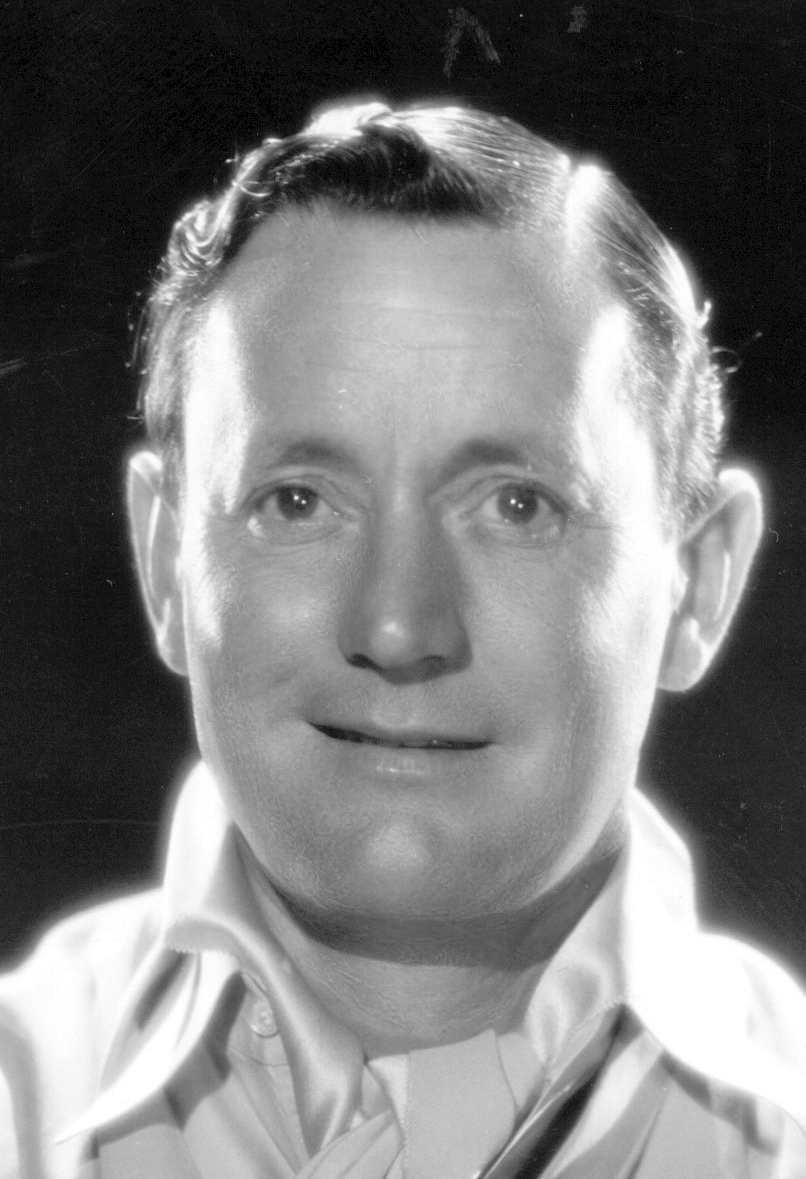 Roscoe Karns image