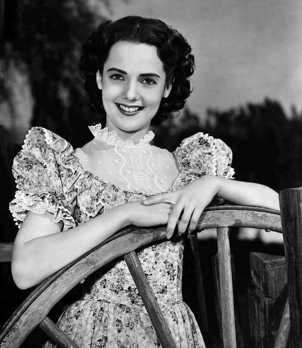 Mary Ellen Kay image