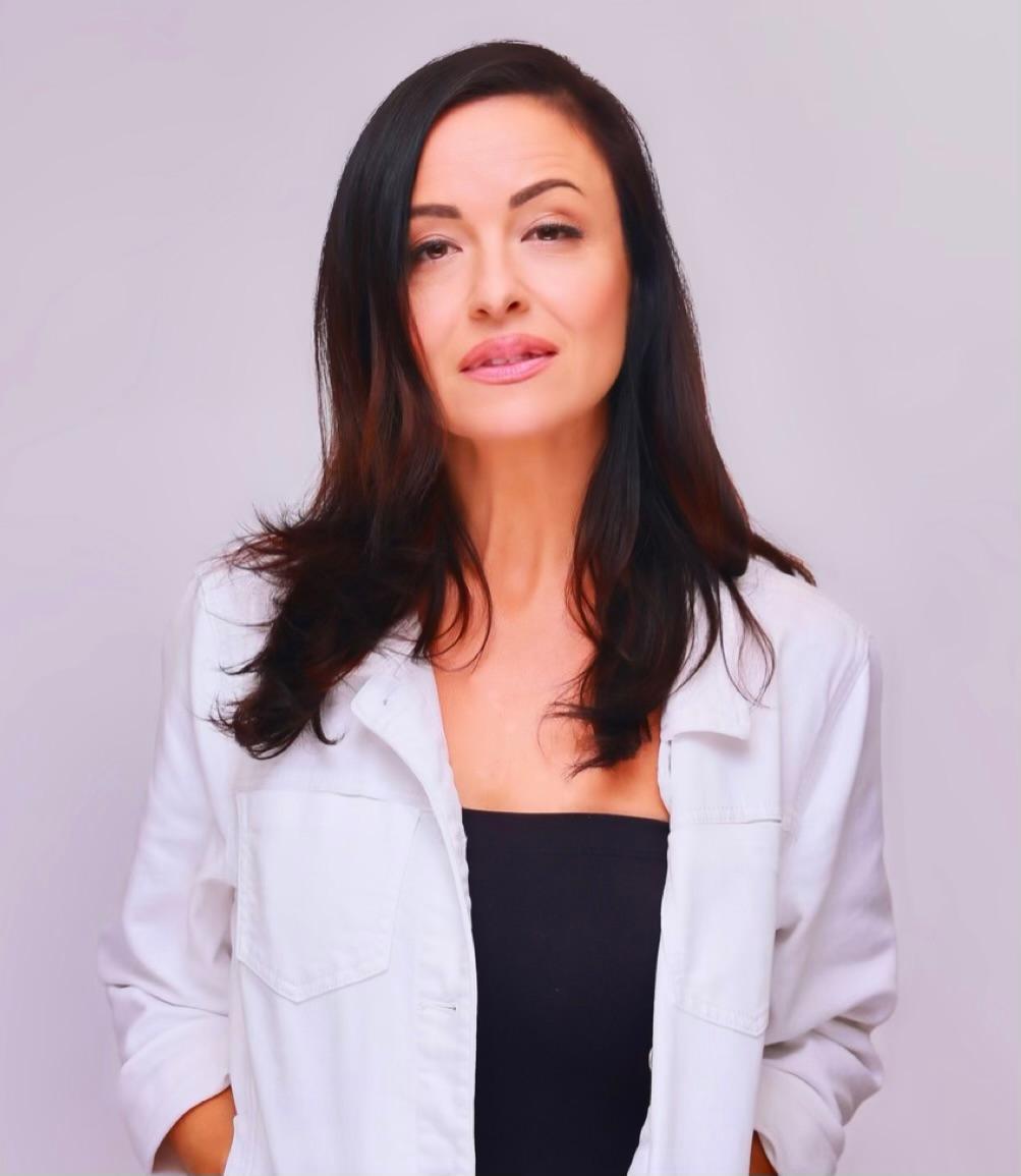 Melody Kay image