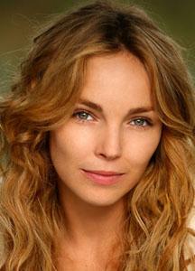 Claire Keim image