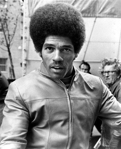 Jim Kelly image