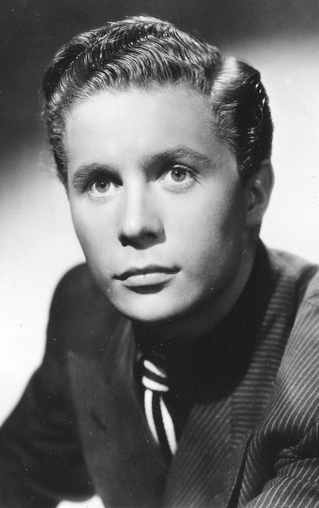 James Kenney image