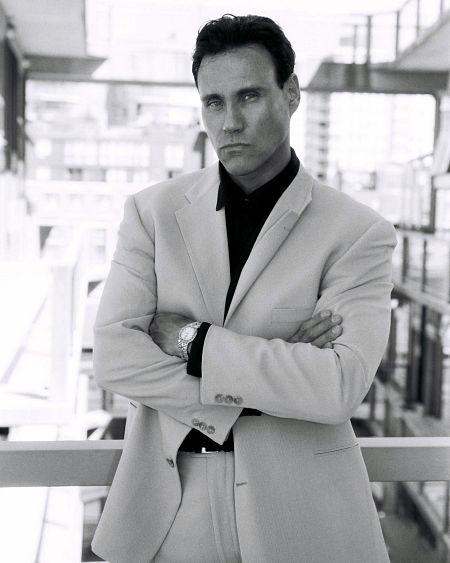 Peter Kent image