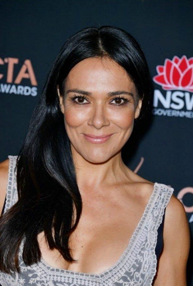 Simone Kessell image