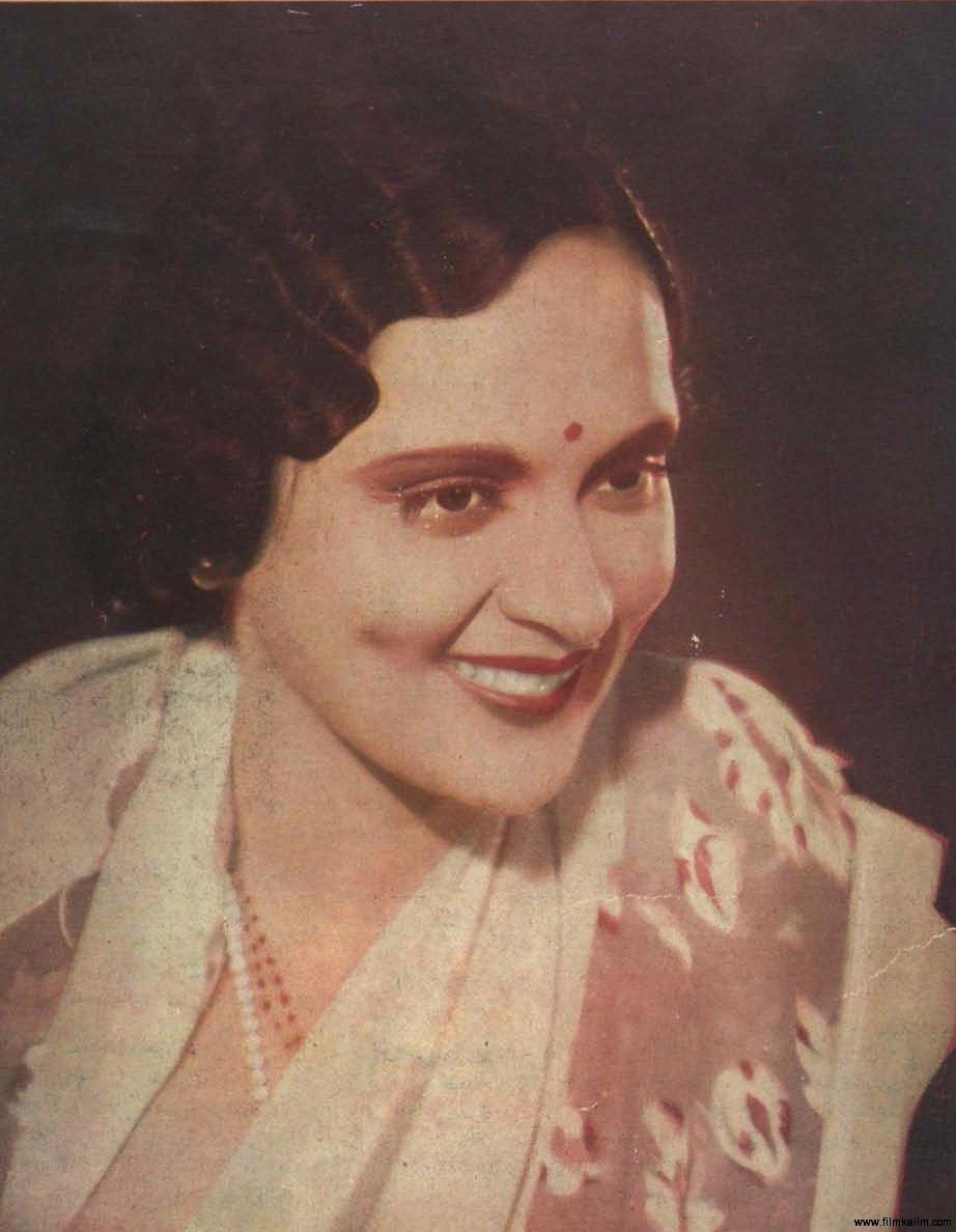 Durga Khote image