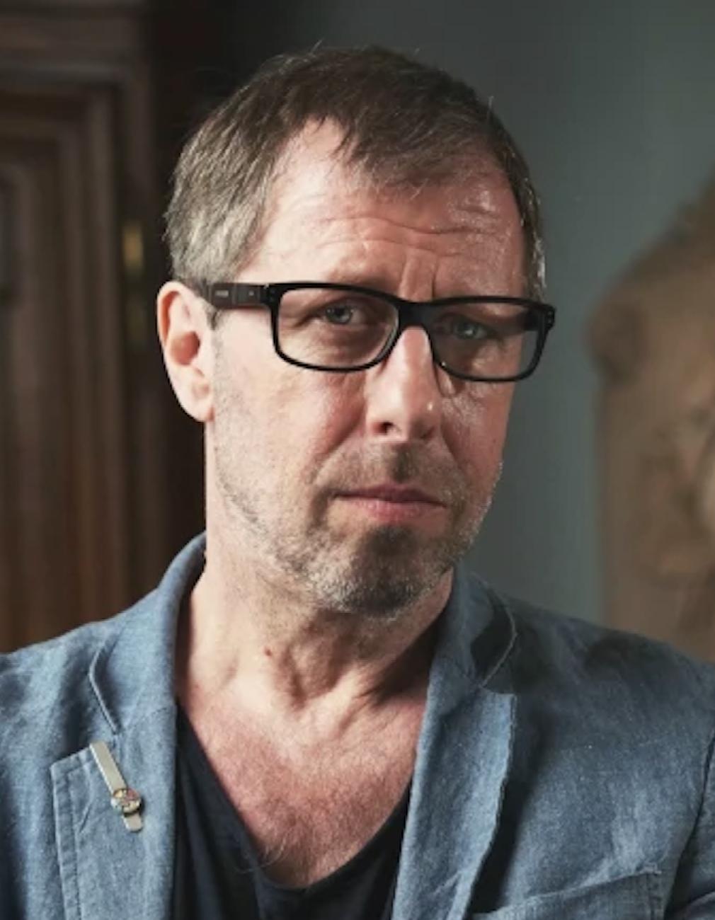 Oliver Korittke image