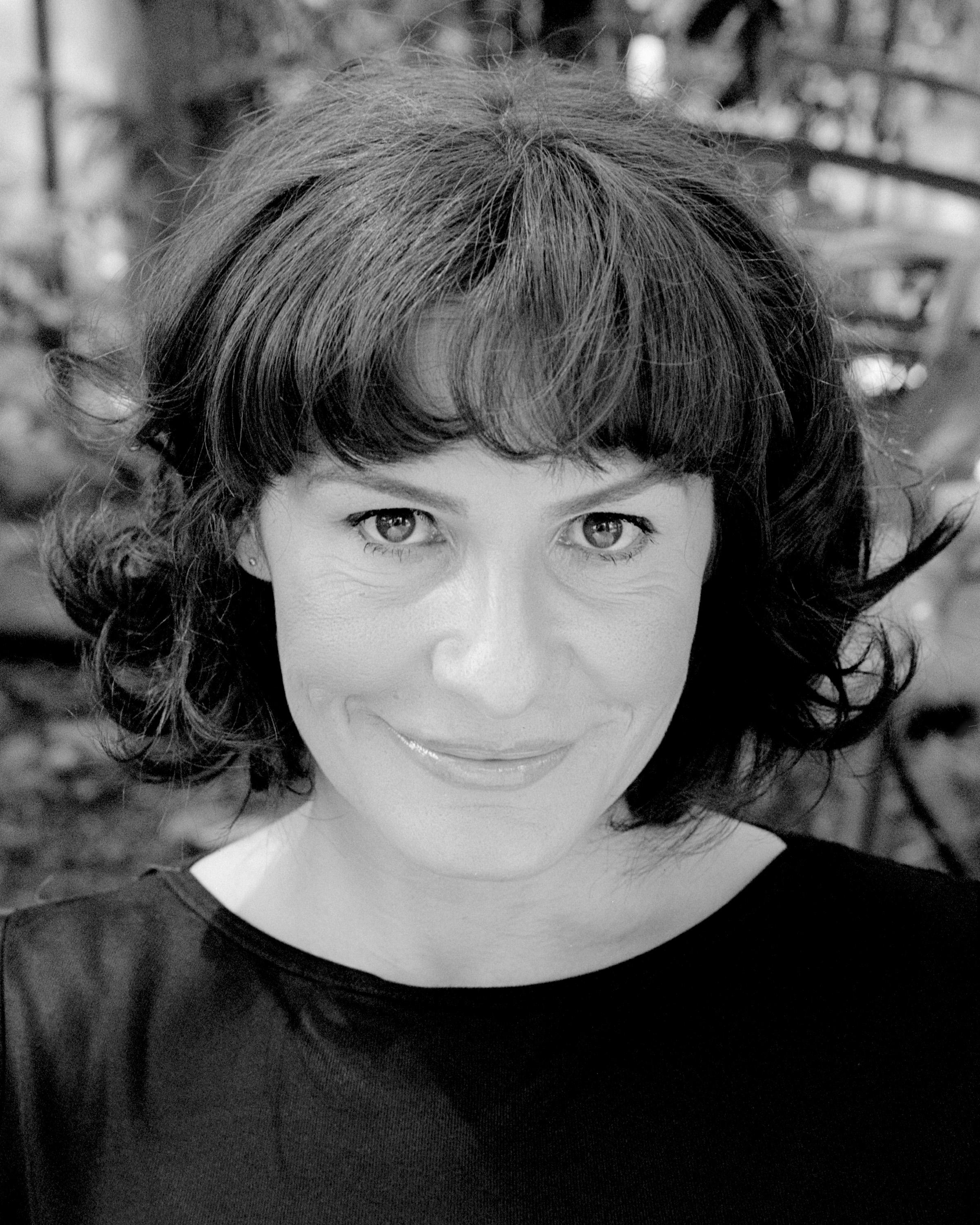 Tania Lacy image