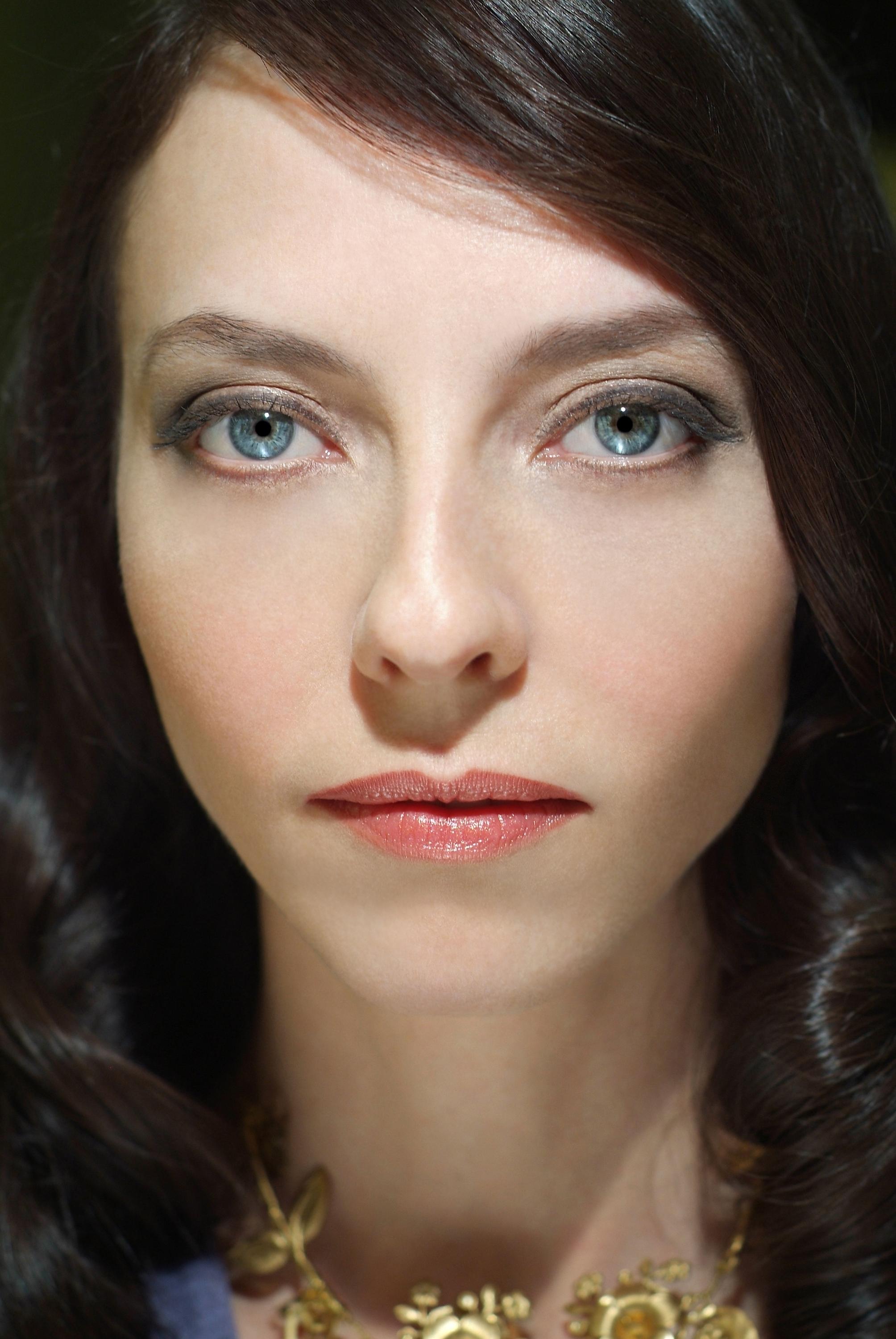 Juliet Landau image