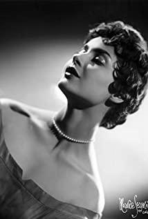 Carol Lawrence image