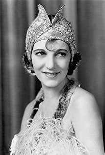 Gertrude Lawrence image