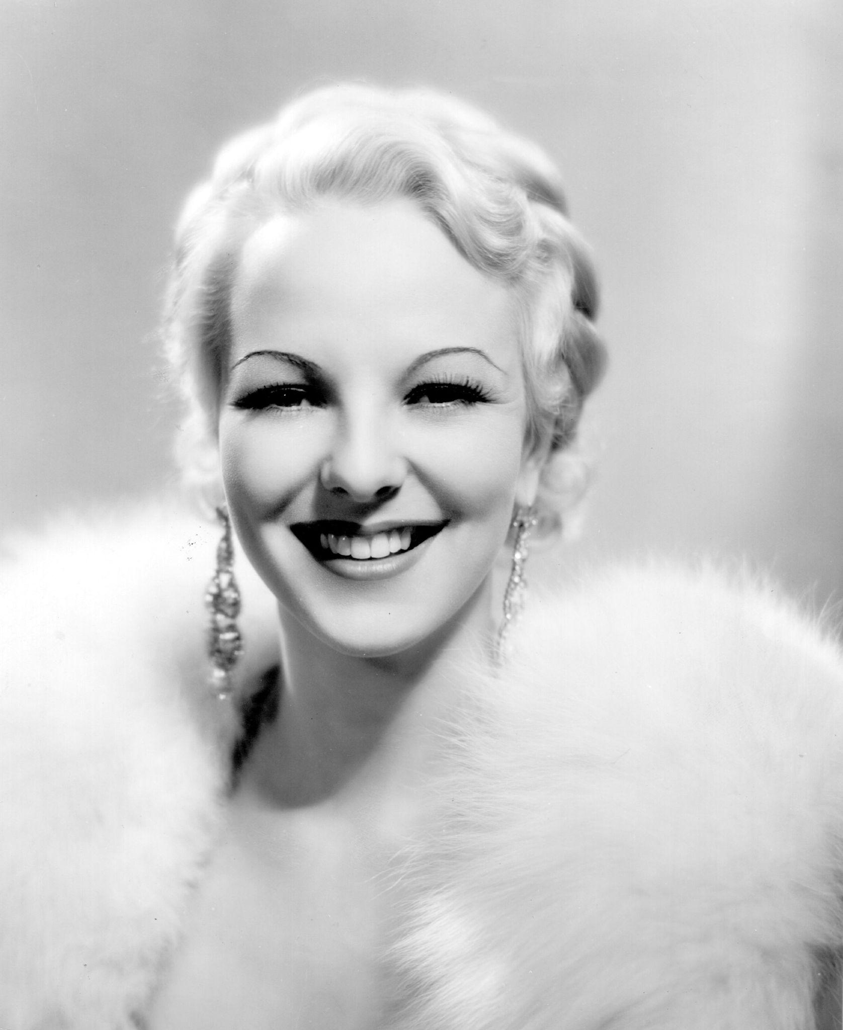 Anna Lee image
