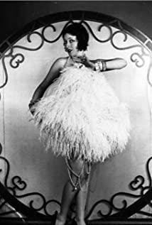 Jocelyn Lee image