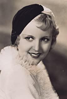 Meg Lemonnier image