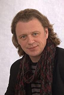 Oleg Leushin image