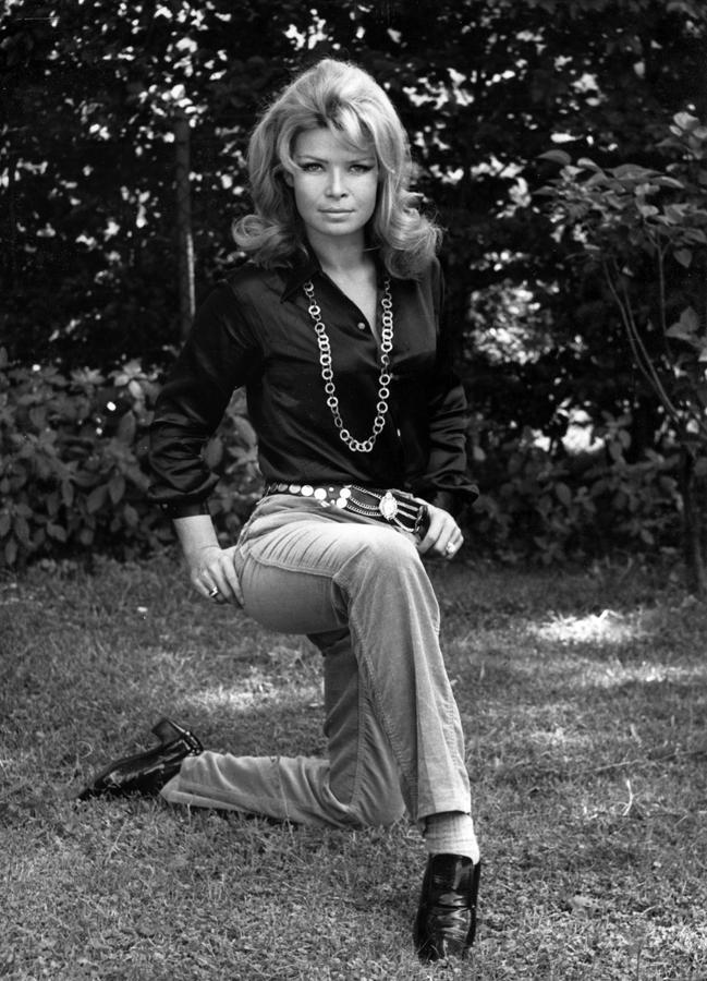 Uta Levka image