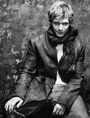 Johnny Lewis image