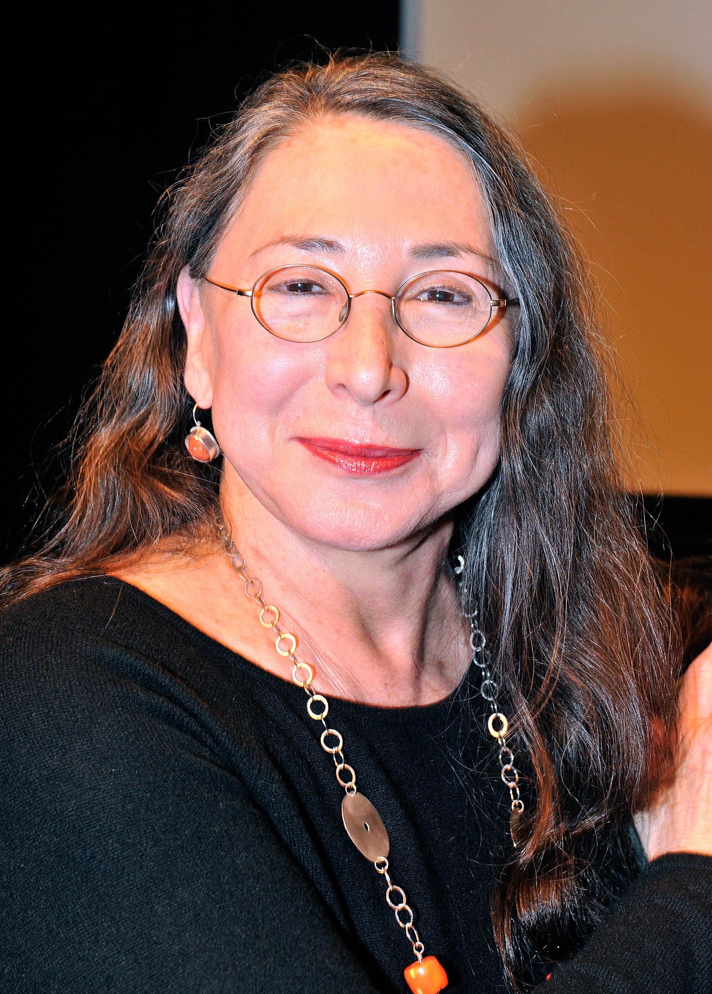 Marilyn Lightstone image