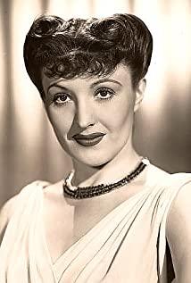 Kay Linaker image