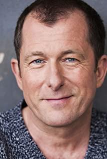 Martin Lindow image