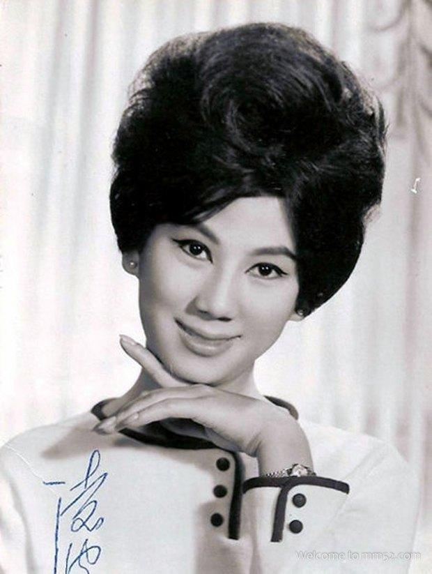 Ivy Ling Po image