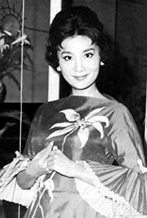 Ivy Ling Po image
