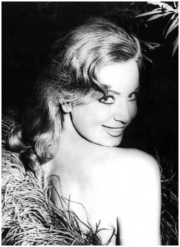 Carmen de Lirio image