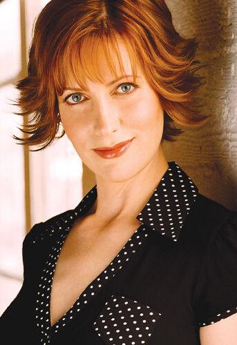 Kim Little image
