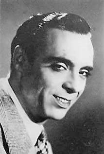 Manuel Luna image