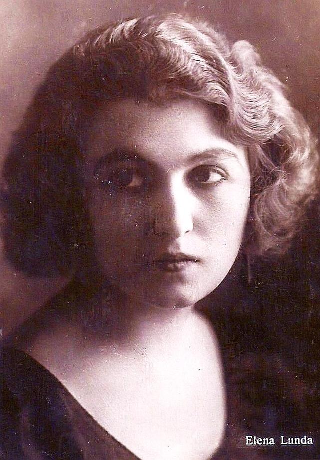 Elena Lunda image