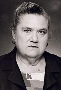Linda Lutz image