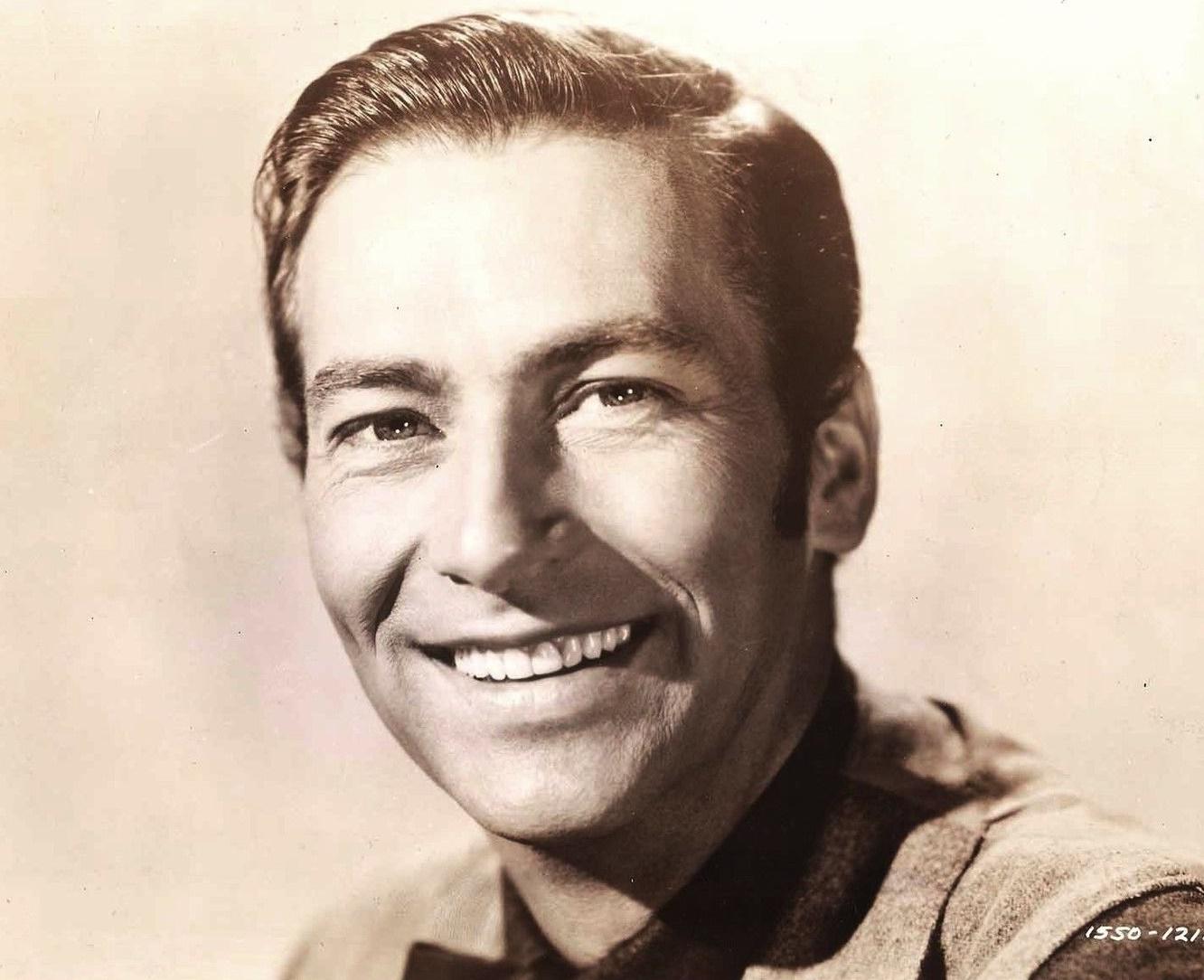 Jeffrey Lynn image