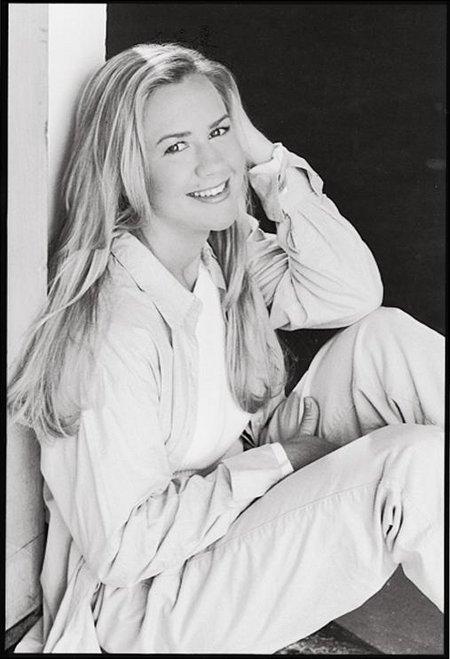 Amy Lynne image