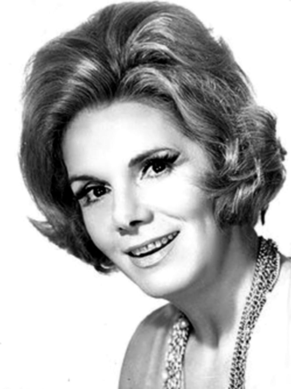 Iris Láinez image