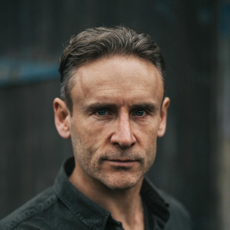 Cal MacAninch image