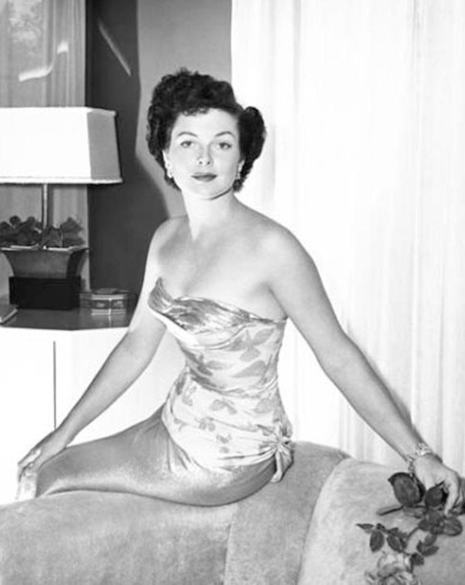 Joyce Mackenzie image