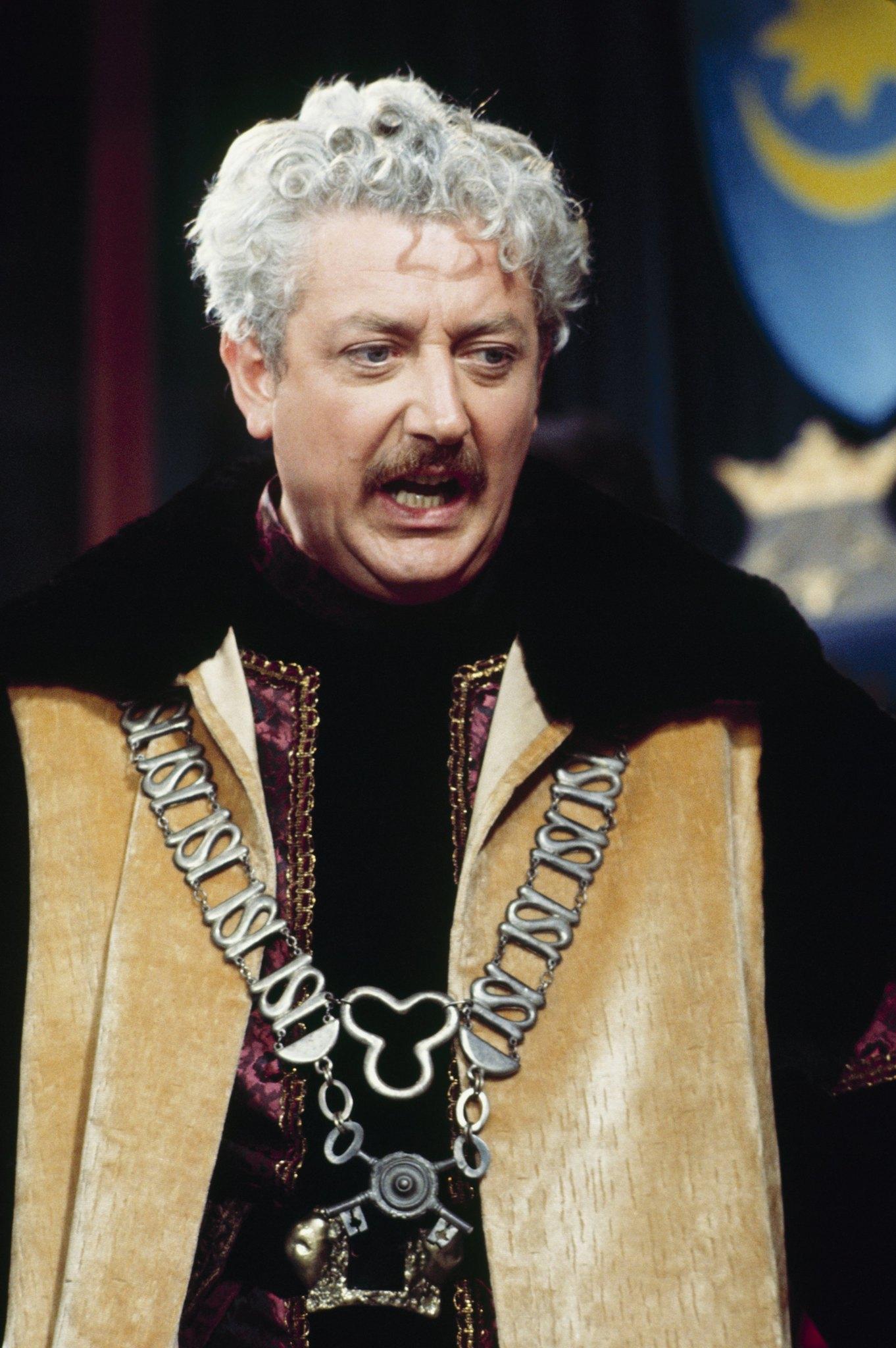 Joseph Maher image