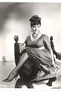 Yolande Donlan image