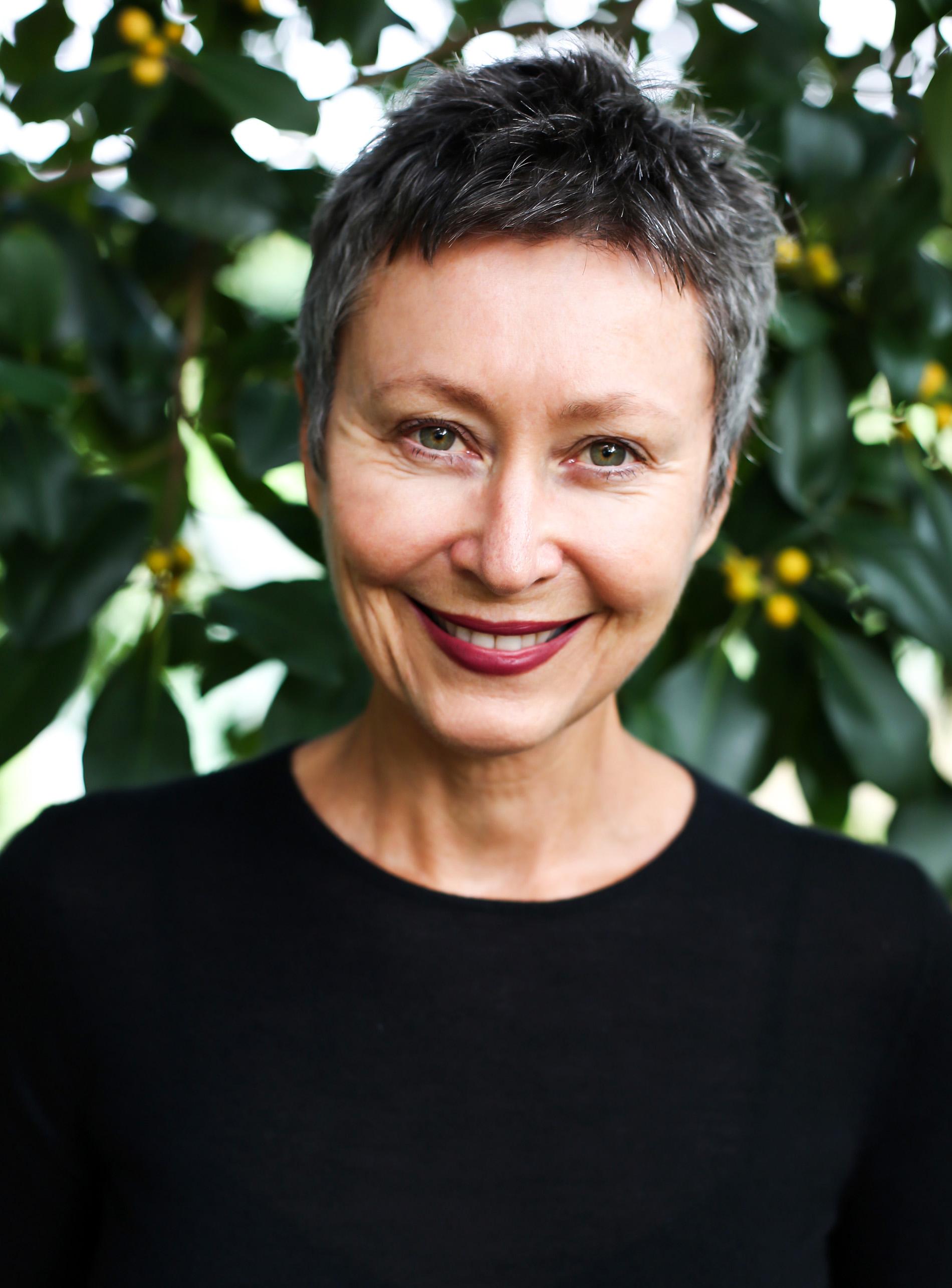 Tracy Mann image