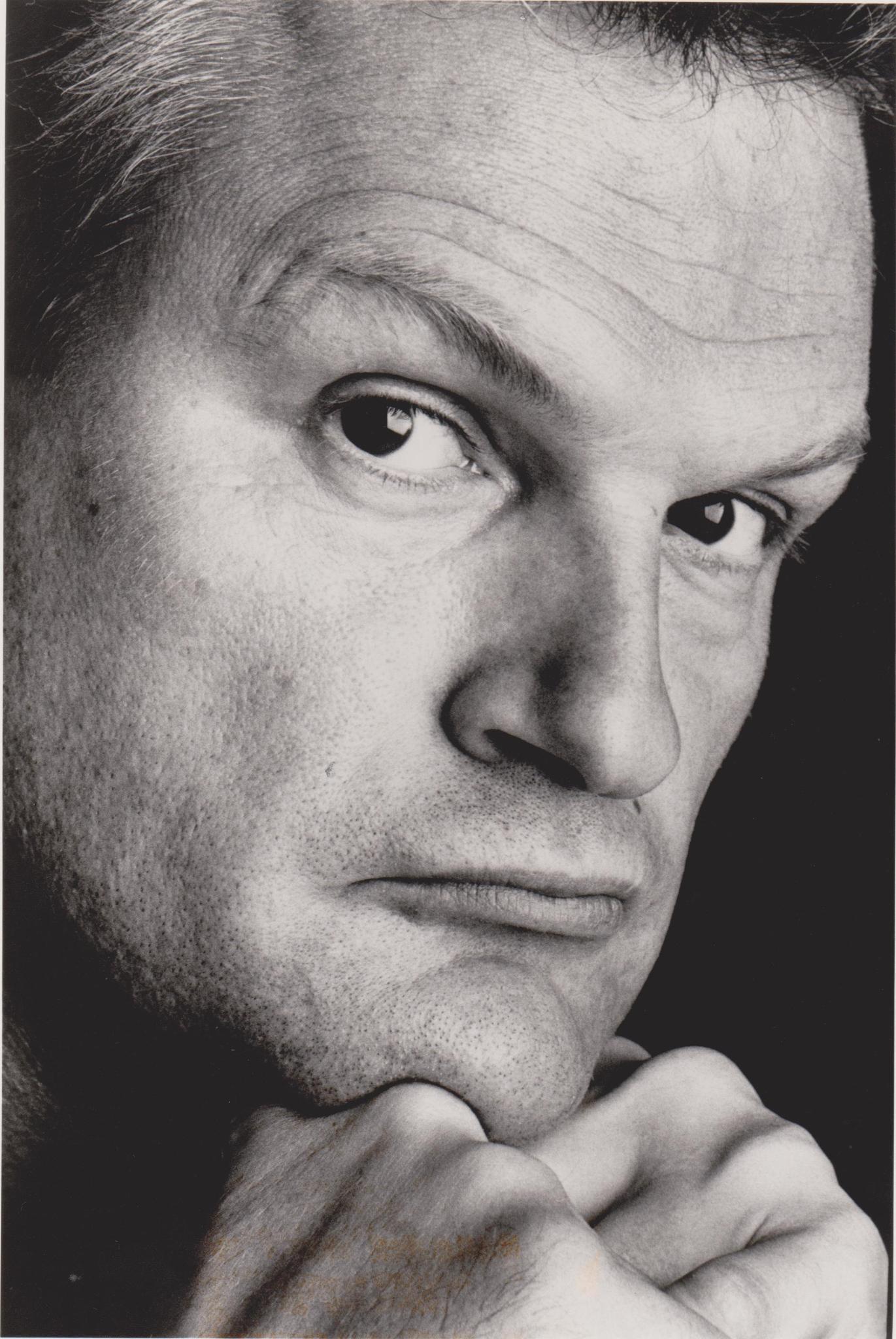 Clive Mantle image