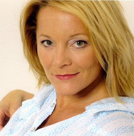Mary Mara image