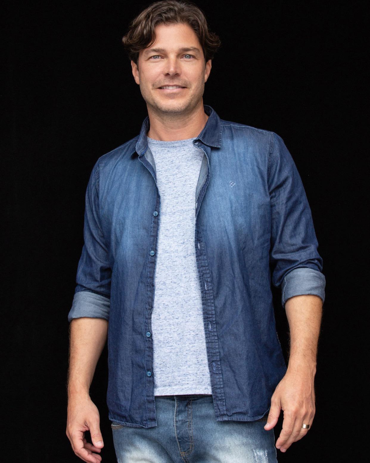 Erik Marmo image