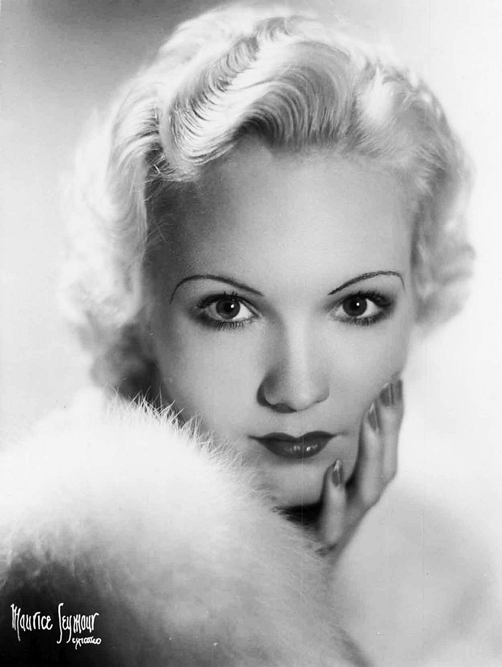 Vera Marshe image