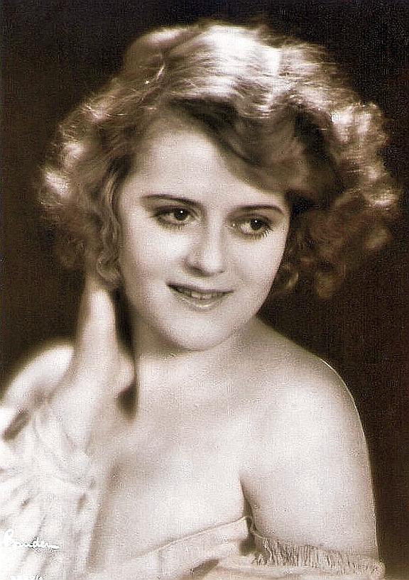 Maria Matray image