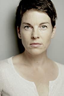 Victoria Mayer image