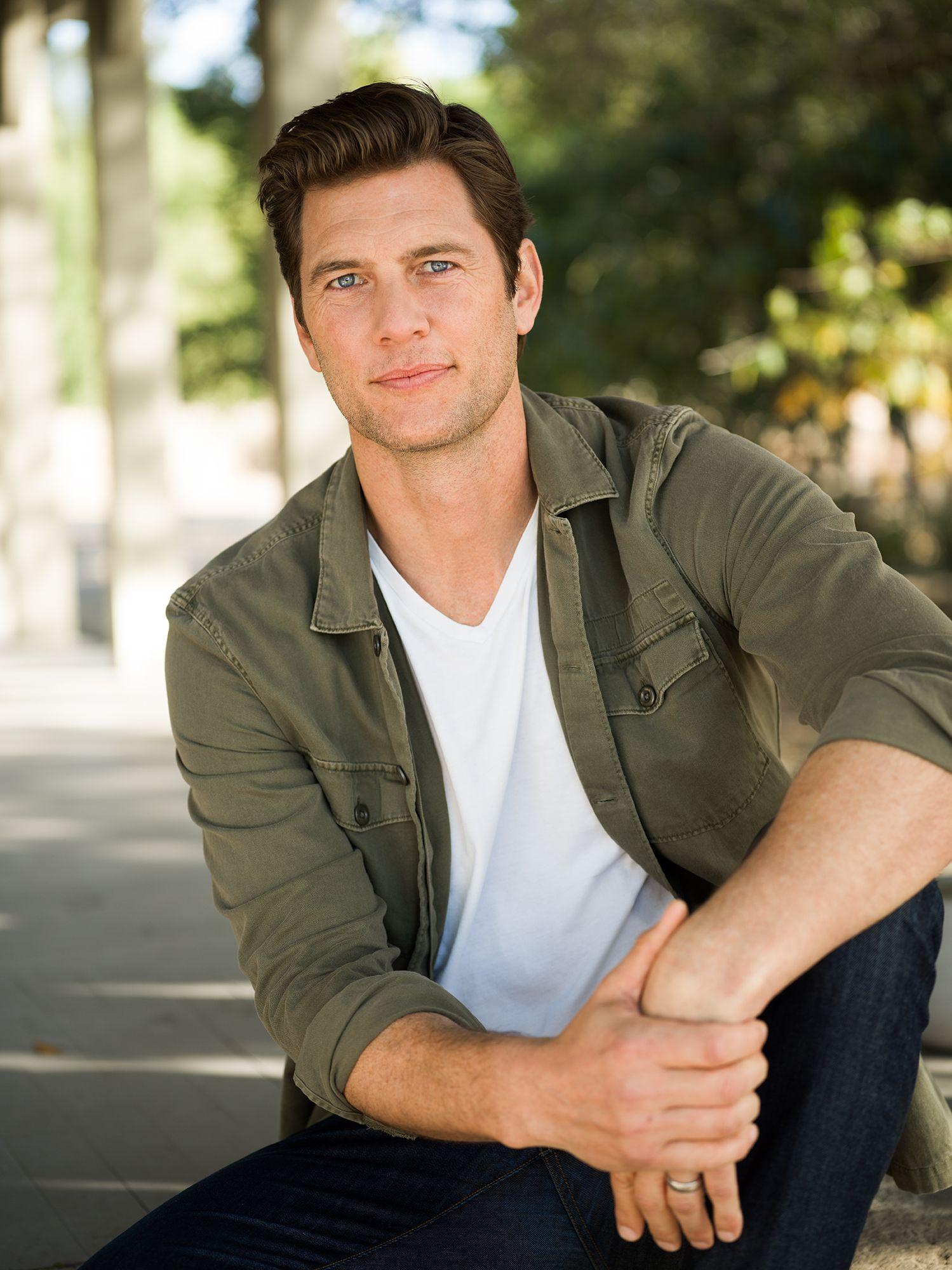Ryan McPartlin image