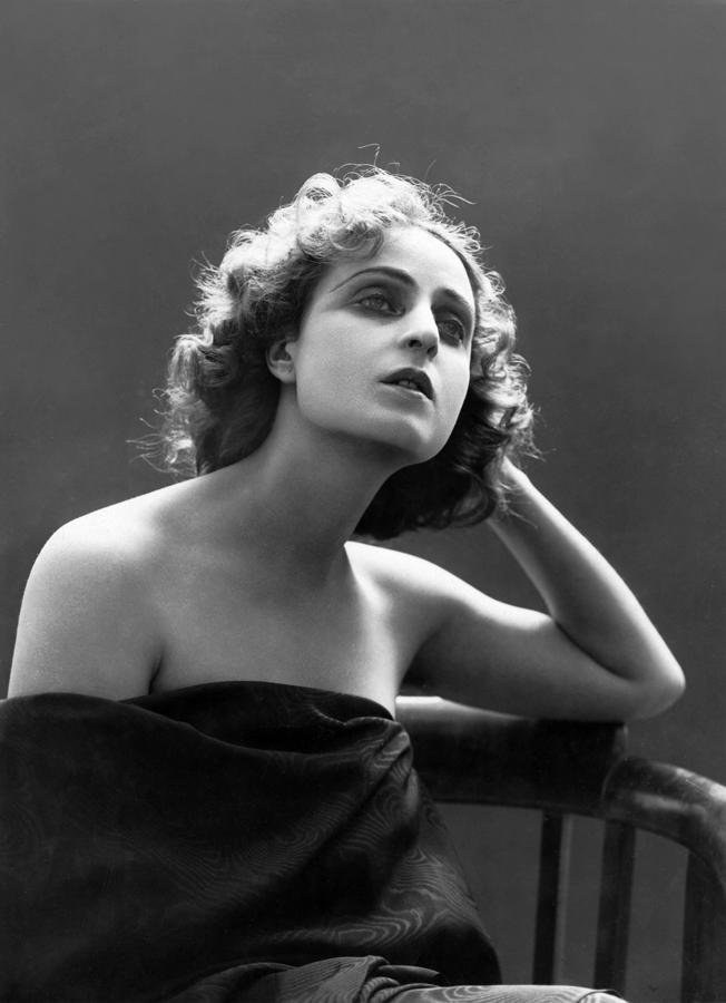 Pina Menichelli image