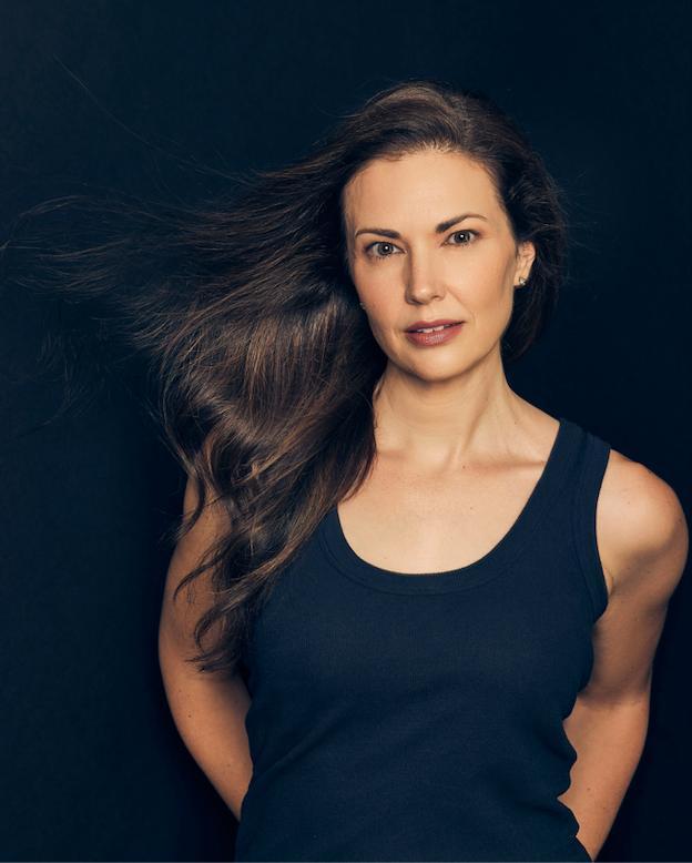 Laura Mennell image