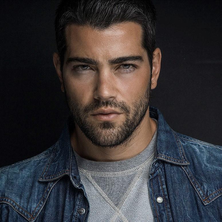 Jesse Metcalfe image